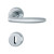 Maniglia Hoppe Roissy con rosetta e bocchetta tonda diametro 44 mm cromato satinato per porte da interni