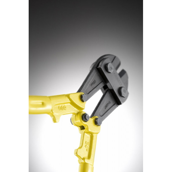 Tagliabulloni in acciaio e pvc 350 mm stanley 1-17-750