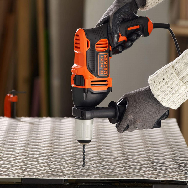 Trapano a percussione 850 W in valigetta Black+Decker BEH850K-QS